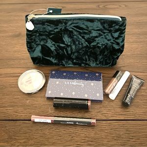 Ulta 7 piece gift set with emerald green makeup bag